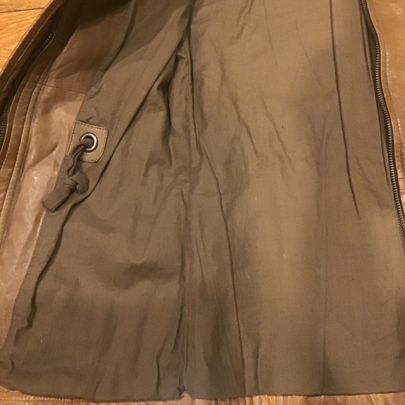 Leather jacket - Picture 4 of 13